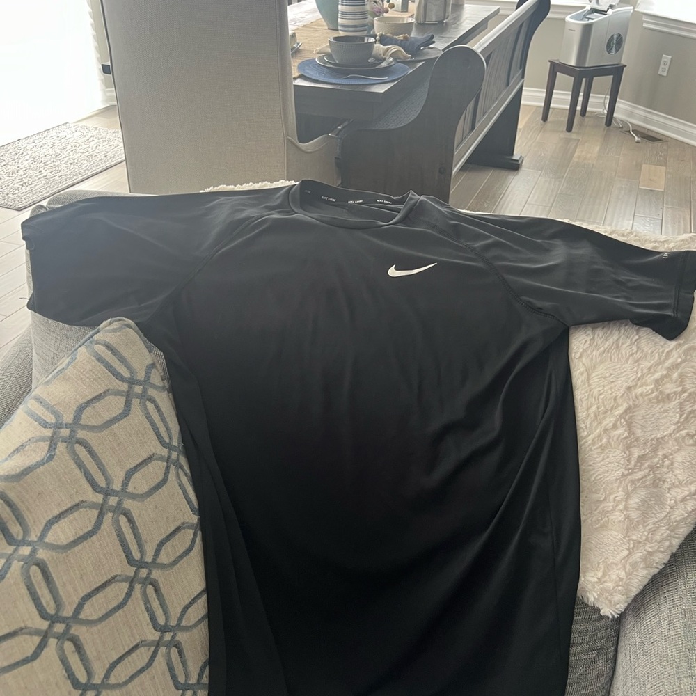 Nike Black Athletic T-Shirt men’s L